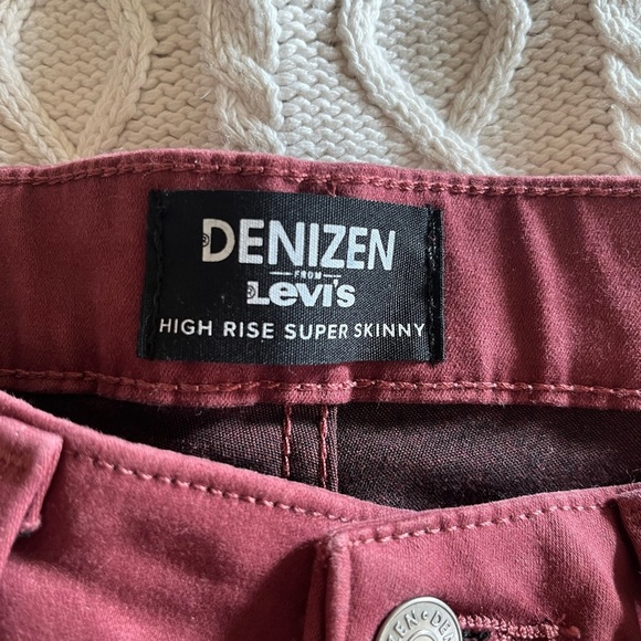 Denizen from Levi’s Mauve High Rise Skinny Stretchy Pants Women's size 8 - Picture 15 of 16